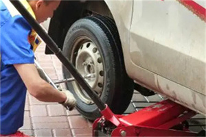 湖南路附近拖车24小时服务热线电话