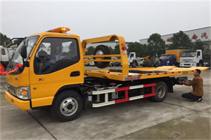 湖南路哪里有拖车服务