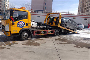 湖南路救援拖车费用怎么算